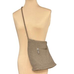 bag The SAK tan shoulder zip close 8x11x3 minimalist classic casual basic